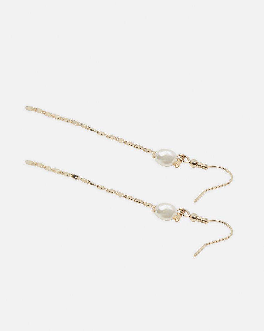 Moss Copenhagen - Mazie Pearl Chain Earrings